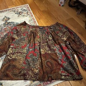 Chaps quarter length sleeve brown, red and burgundy shirt